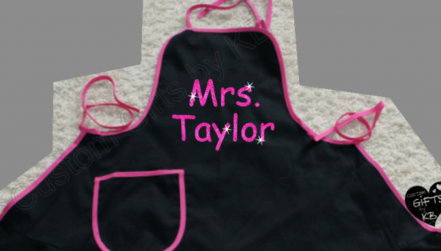 Custom MRS Girlie Apron - Image 4