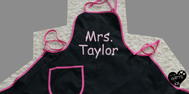 Custom MRS Girlie Apron - Image 3